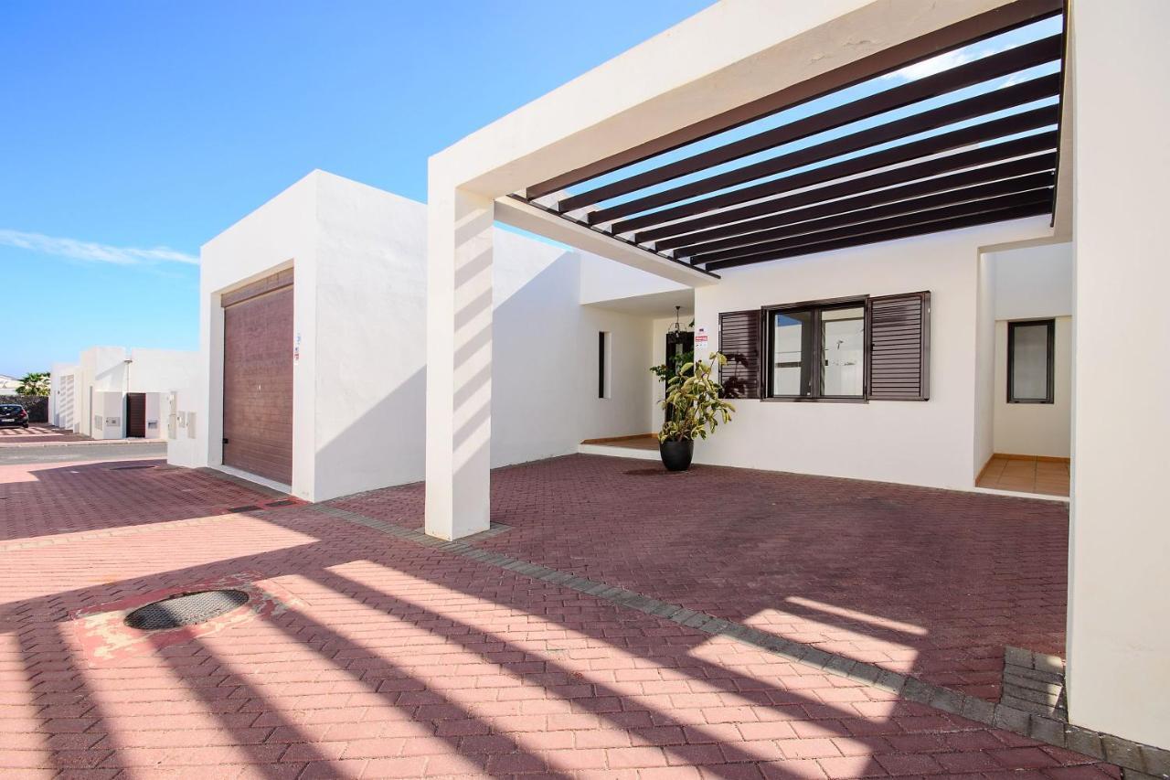 Villa Luna Плая Бланка Екстериор снимка